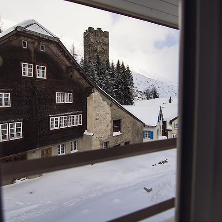 Sust Lodge am Gotthard Hospental Exterior foto